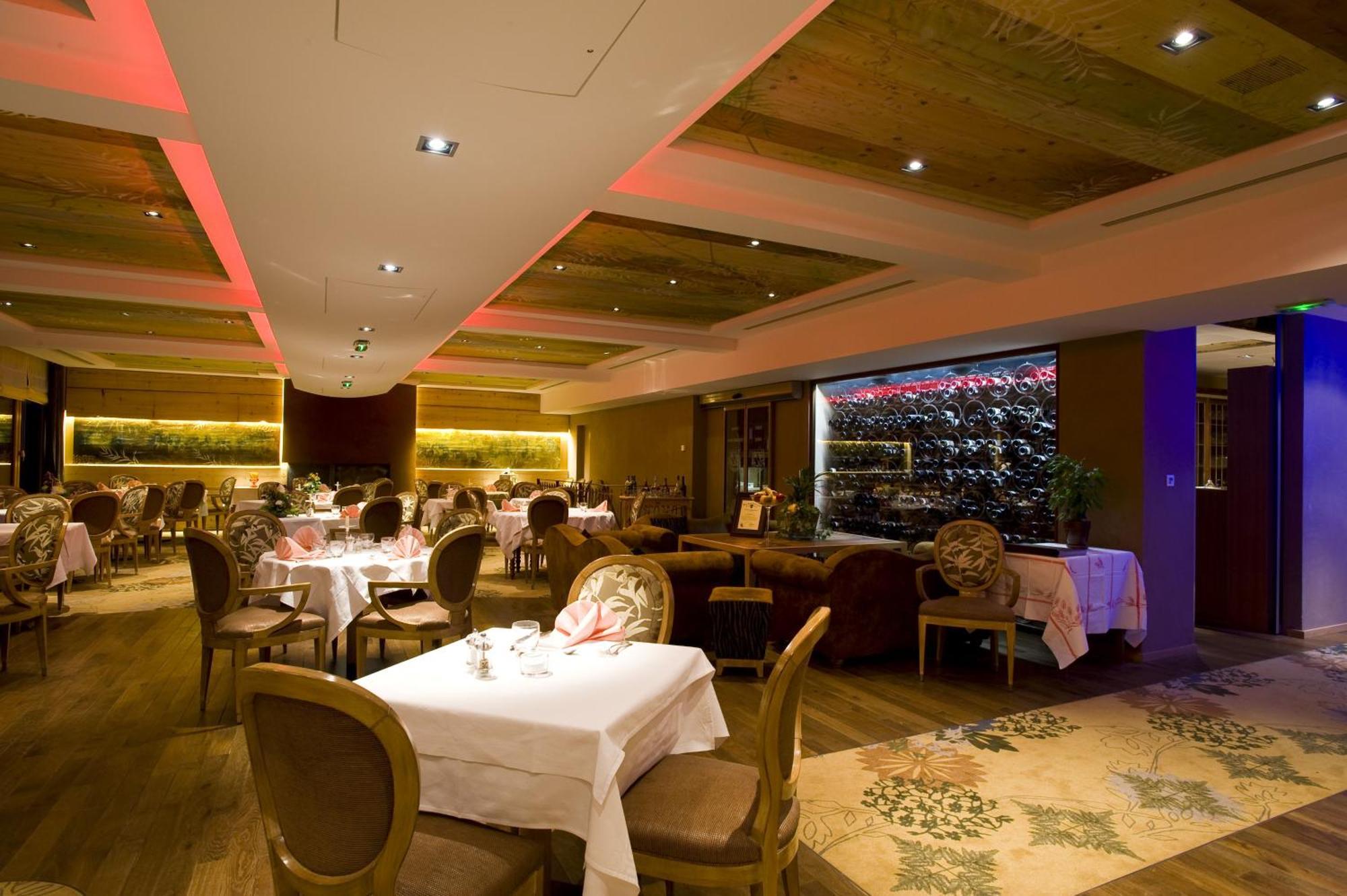Spa Hotel Restaurant Au Lion D'Or La Petite-Pierre Exteriér fotografie